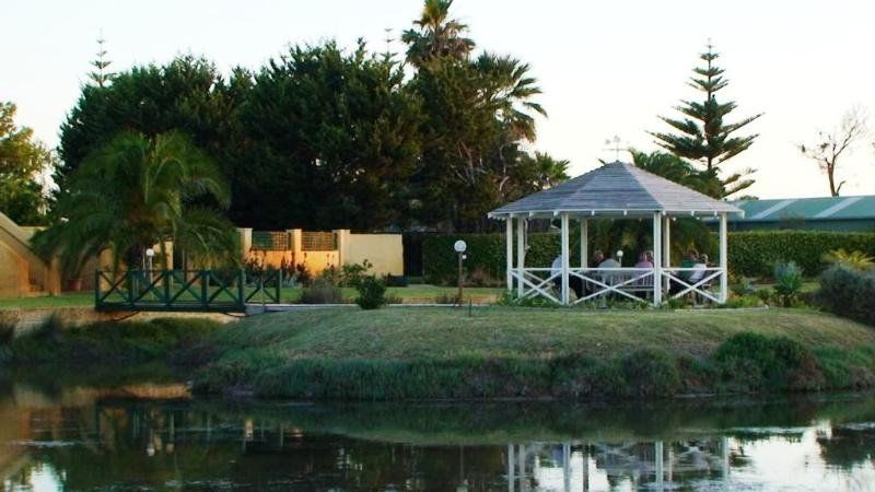 Martin Fields Beach Retreat Busselton Exterior photo