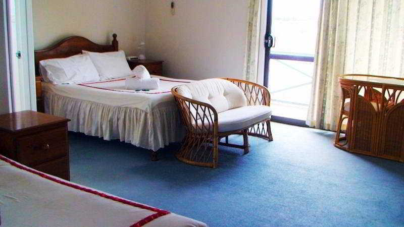 Martin Fields Beach Retreat Busselton Exterior photo